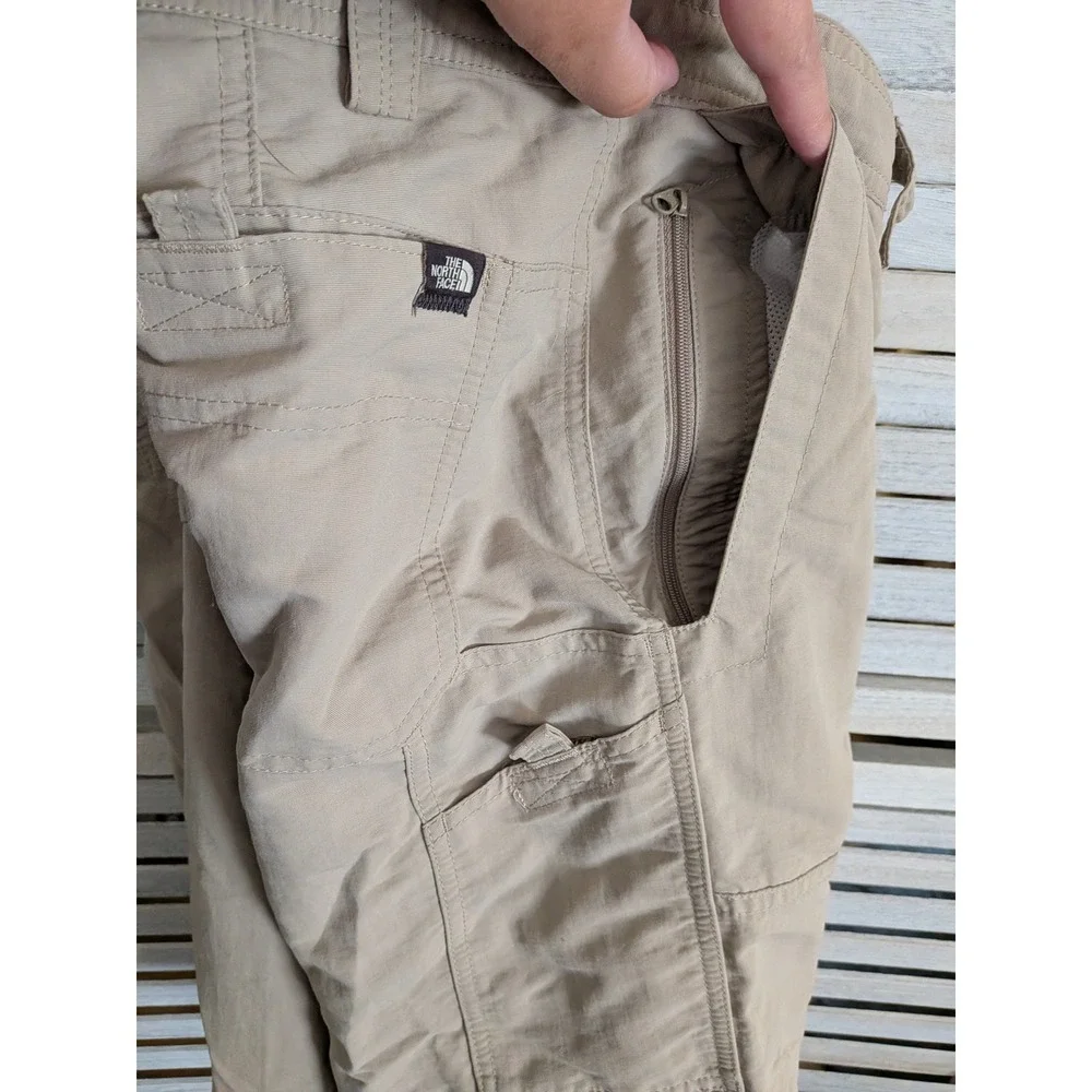 The North Face Horizon Khaki Tan Nylon Cargo Hiking Shorts Mens 36 Utility
